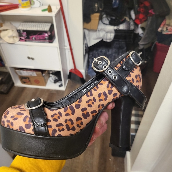 ❤️ T.U.K - ANIMAL PRINT Y2K GRUNGE  PLATFORM SHOES SIZE - 7 - Picture 6 of 11